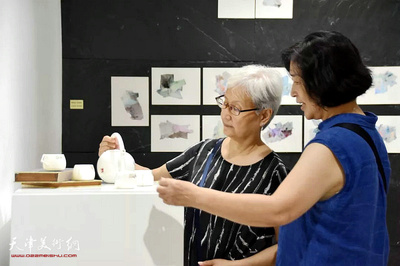 多元視角下的山水回響 王愛君“一卷山”煙臺美術博物館個展暨文化對話策劃